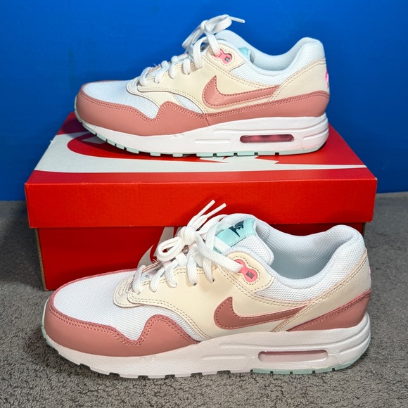 Nike air max 1 gs
 'ice cream'
Brand new - Picture 2 of 10